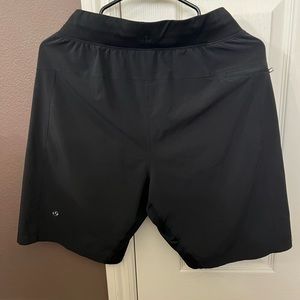 Lulu lemon men shorts